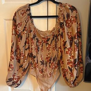 Free People Floral Puff Sleeve Bodysuit - Tan and Red
